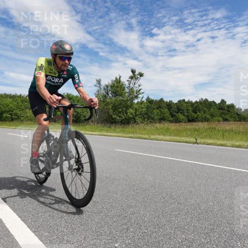 21.06.2026 - Viking Triathlon Michael Burmester http://msf.ph/oto/9872521 21.06.2026 12:30:07 Radfahren 168, 220, 261, 314, 463, 529, 613, 631 meine-sportfotos.de
