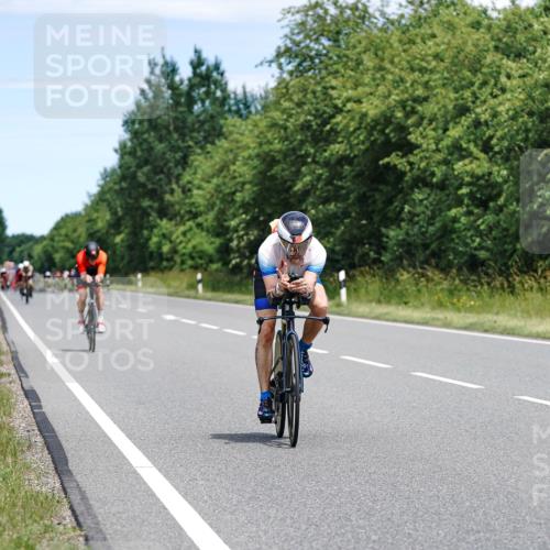 21.06.2026 - Viking Triathlon Michael Burmester http://msf.ph/oto/9872534 21.06.2026 12:44:53 Radfahren 53, 94, 164, 177, 177, 219, 239, 253, 264, 313, 358, 494, 615 meine-sportfotos.de
