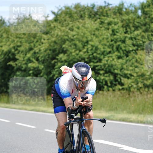 21.06.2026 - Viking Triathlon Michael Burmester http://msf.ph/oto/9872543 21.06.2026 12:44:54 Radfahren 53, 94, 164, 177, 177, 219, 239, 253, 264, 313, 358, 494, 615 meine-sportfotos.de