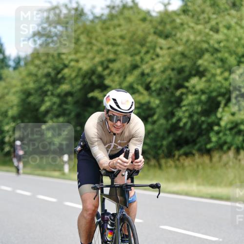 21.06.2026 - Viking Triathlon Michael Burmester http://msf.ph/oto/9872589 21.06.2026 12:45:03 Radfahren 39, 91, 94, 132, 164, 177, 177, 219, 239, 253, 264, 306, 313, 358, 494, 538, 615 meine-sportfotos.de