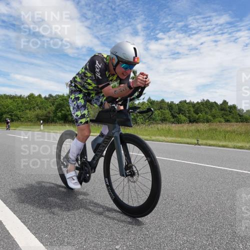 21.06.2026 - Viking Triathlon Michael Burmester http://msf.ph/oto/9872619 21.06.2026 12:31:05 Radfahren 34, 45, 107, 125, 151, 175, 188, 241, 252, 296, 327, 340, 383, 414, 445, 485, 553, 567, 574, 578, 663 meine-sportfotos.de