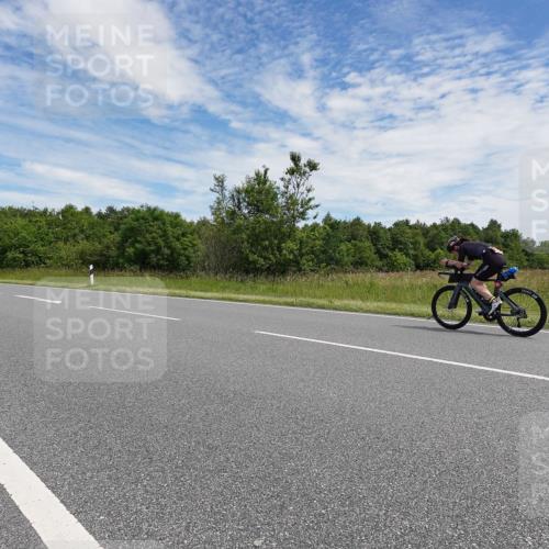 21.06.2026 - Viking Triathlon Michael Burmester http://msf.ph/oto/9872625 21.06.2026 12:31:05 Radfahren 34, 45, 107, 125, 151, 175, 188, 241, 252, 296, 327, 340, 383, 414, 445, 485, 553, 567, 574, 578, 663 meine-sportfotos.de