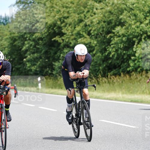 21.06.2026 - Viking Triathlon Michael Burmester http://msf.ph/oto/9872647 21.06.2026 12:45:13 Radfahren 39, 48, 91, 94, 132, 173, 177, 182, 219, 239, 253, 254, 306, 313, 494, 538 meine-sportfotos.de