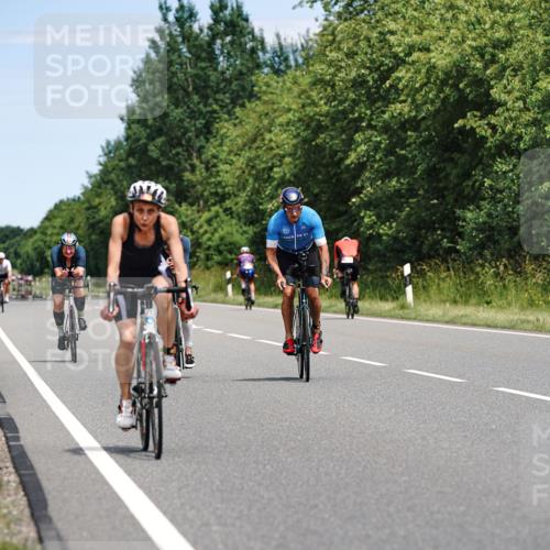 21.06.2026 - Viking Triathlon Michael Burmester http://msf.ph/oto/9872675 21.06.2026 12:45:20 Radfahren 39, 48, 91, 94, 132, 173, 182, 249, 254, 254, 306, 309, 538 meine-sportfotos.de