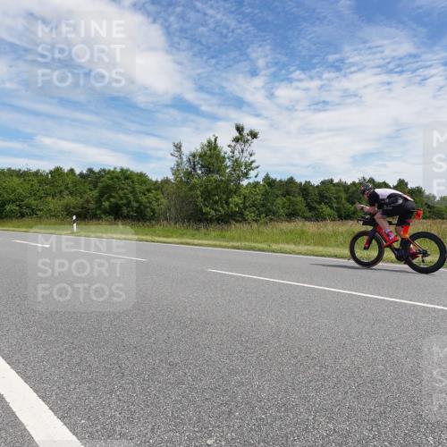 21.06.2026 - Viking Triathlon Michael Burmester http://msf.ph/oto/9872725 21.06.2026 12:32:42 Radfahren 265, 301, 447, 454, 626, 659 meine-sportfotos.de