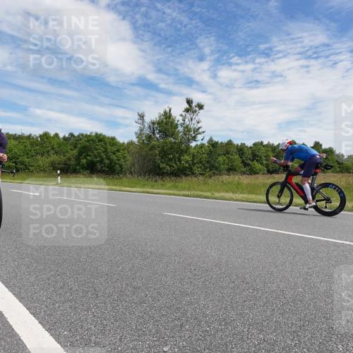 21.06.2026 - Viking Triathlon Michael Burmester http://msf.ph/oto/9872745 21.06.2026 12:32:52 Radfahren 93, 97, 114, 116, 247, 265, 289, 301, 447, 450, 454, 579, 626, 659 meine-sportfotos.de