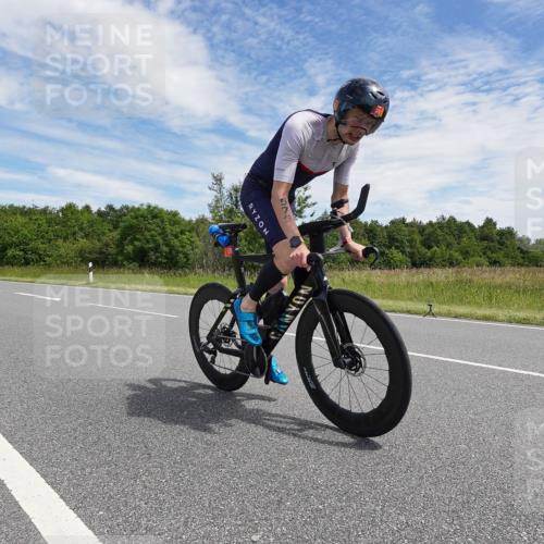21.06.2026 - Viking Triathlon Michael Burmester http://msf.ph/oto/9872798 21.06.2026 12:33:04 Radfahren 93, 97, 114, 116, 172, 237, 247, 289, 450, 579 meine-sportfotos.de