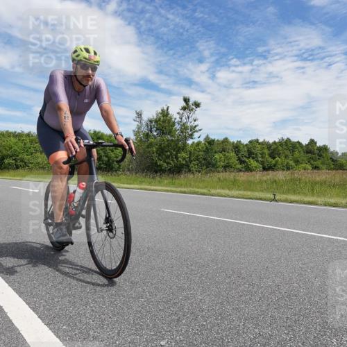 21.06.2026 - Viking Triathlon Michael Burmester http://msf.ph/oto/9872829 21.06.2026 12:33:28 Radfahren 24, 85, 88, 122, 167, 274, 287, 403, 492, 497, 528, 622, 642, 642, 664 meine-sportfotos.de