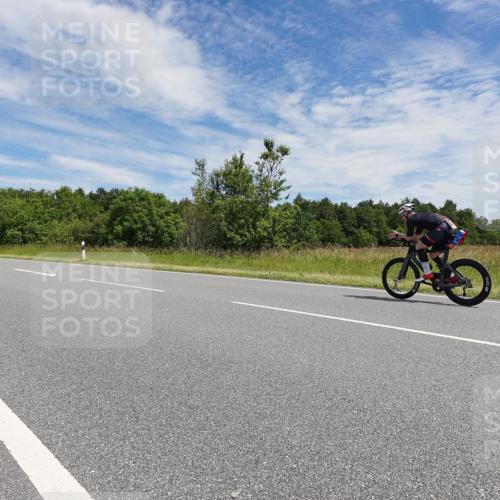 21.06.2026 - Viking Triathlon Michael Burmester http://msf.ph/oto/9872840 21.06.2026 12:33:40 Radfahren 24, 56, 88, 282, 287, 305, 495, 497, 528, 622, 642, 664 meine-sportfotos.de