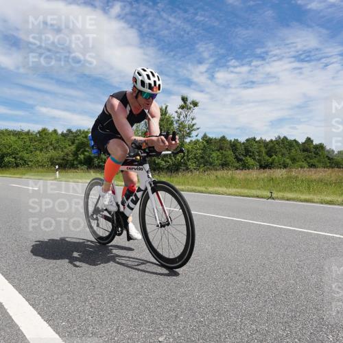 21.06.2026 - Viking Triathlon Michael Burmester http://msf.ph/oto/9872856 21.06.2026 12:33:50 Radfahren 56, 224, 282, 305, 495, 652 meine-sportfotos.de