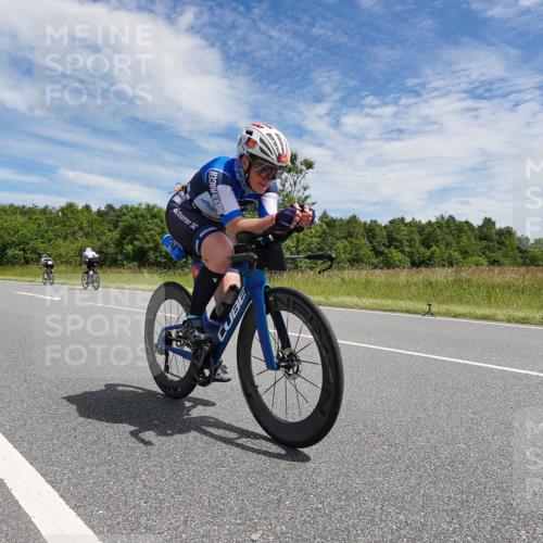 21.06.2026 - Viking Triathlon Michael Burmester http://msf.ph/oto/9872887 21.06.2026 12:34:01 Radfahren 224, 224, 282, 493, 495, 541, 652 meine-sportfotos.de