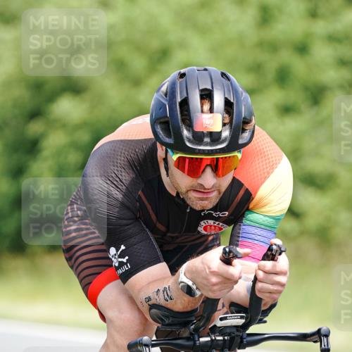 21.06.2026 - Viking Triathlon Michael Burmester http://msf.ph/oto/9872932 21.06.2026 12:46:09 Radfahren 238, 352, 352, 439, 442, 457, 561 meine-sportfotos.de