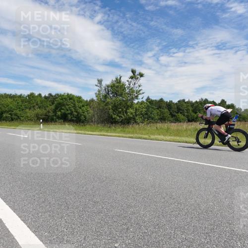21.06.2026 - Viking Triathlon Michael Burmester http://msf.ph/oto/9872972 21.06.2026 12:35:31 Radfahren 153, 195, 245, 335, 377, 511, 521 meine-sportfotos.de