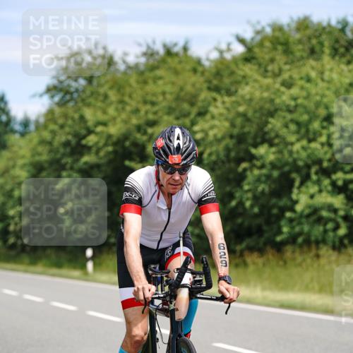 21.06.2026 - Viking Triathlon Michael Burmester http://msf.ph/oto/9872978 21.06.2026 12:46:26 Radfahren 36, 105, 178, 251, 407, 439, 457, 457, 504, 546, 606, 629, 629 meine-sportfotos.de