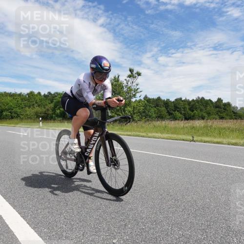 21.06.2026 - Viking Triathlon Michael Burmester http://msf.ph/oto/9873032 21.06.2026 12:36:06 Radfahren 22, 37, 106, 354, 363, 427, 449, 458, 539, 637, 667 meine-sportfotos.de