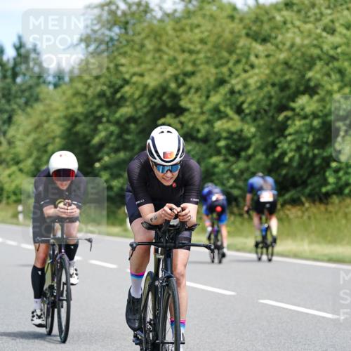 21.06.2026 - Viking Triathlon Michael Burmester http://msf.ph/oto/9873119 21.06.2026 12:46:47 Radfahren 16, 36, 81, 105, 165, 184, 364, 407, 457, 530, 629, 634 meine-sportfotos.de