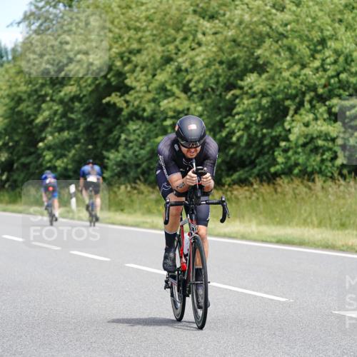 21.06.2026 - Viking Triathlon Michael Burmester http://msf.ph/oto/9873133 21.06.2026 12:46:49 Radfahren 16, 81, 165, 184, 364, 407, 457, 530, 629, 634 meine-sportfotos.de