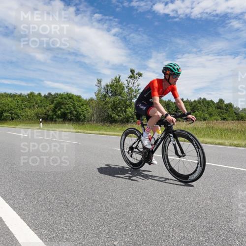 21.06.2026 - Viking Triathlon Michael Burmester http://msf.ph/oto/9873176 21.06.2026 12:38:03 Radfahren 138, 185, 203, 378, 413, 461, 506, 550, 557 meine-sportfotos.de