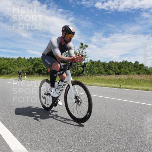 21.06.2026 - Viking Triathlon Michael Burmester http://msf.ph/oto/9873192 21.06.2026 12:38:07 Radfahren 185, 203, 378, 413, 415, 461, 506, 550, 557 meine-sportfotos.de