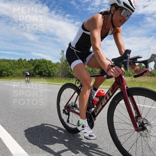 21.06.2026 - Viking Triathlon Michael Burmester http://msf.ph/oto/9873301 21.06.2026 12:39:29 Radfahren 76, 76, 80, 233, 283, 483, 502, 516, 609 meine-sportfotos.de