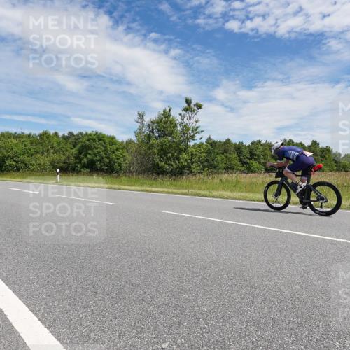21.06.2026 - Viking Triathlon Michael Burmester http://msf.ph/oto/9873318 21.06.2026 12:39:35 Radfahren 76, 80, 233, 328, 483, 502, 609 meine-sportfotos.de