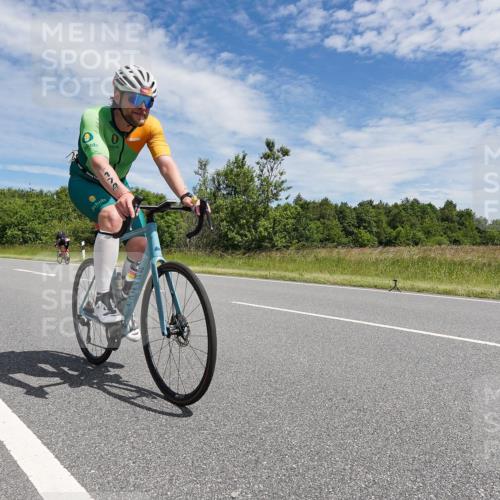 21.06.2026 - Viking Triathlon Michael Burmester http://msf.ph/oto/9873359 21.06.2026 12:40:04 Radfahren 47, 174, 242, 272, 325, 512, 524 meine-sportfotos.de