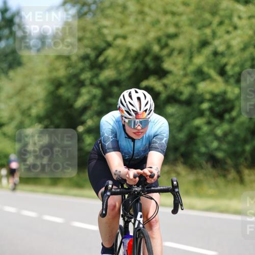 21.06.2026 - Viking Triathlon Michael Burmester http://msf.ph/oto/9873395 21.06.2026 12:48:44 Radfahren 44, 52, 273, 316, 330, 379, 455 meine-sportfotos.de