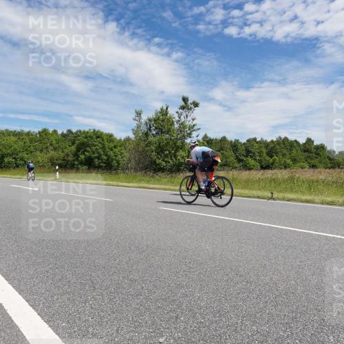 21.06.2026 - Viking Triathlon Michael Burmester http://msf.ph/oto/9873409 21.06.2026 12:40:19 Radfahren 47, 272, 325, 334, 394, 433, 624 meine-sportfotos.de
