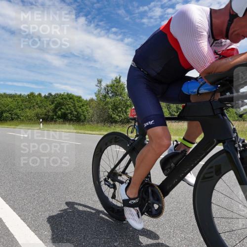 21.06.2026 - Viking Triathlon Michael Burmester http://msf.ph/oto/9873425 21.06.2026 12:40:31 Radfahren 143, 334, 385, 394, 433, 536 meine-sportfotos.de