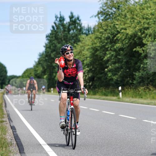 21.06.2026 - Viking Triathlon Michael Burmester http://msf.ph/oto/9873476 21.06.2026 12:49:00 Radfahren 44, 52, 316, 379, 455, 666 meine-sportfotos.de