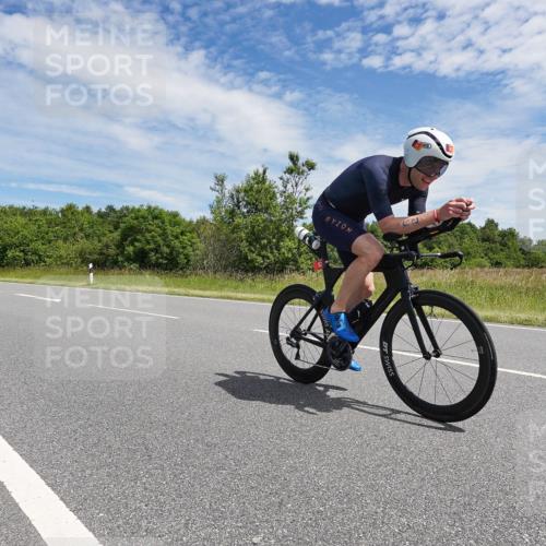 21.06.2026 - Viking Triathlon Michael Burmester http://msf.ph/oto/9873549 21.06.2026 12:41:26 Radfahren 43, 82, 117, 147, 183, 321, 369, 391, 425, 469, 491, 650 meine-sportfotos.de