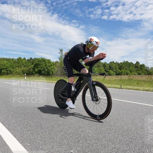 21.06.2026 - Viking Triathlon Michael Burmester http://msf.ph/oto/9873556 21.06.2026 12:41:27 Radfahren 43, 82, 117, 147, 183, 321, 369, 391, 425, 469, 491, 650 meine-sportfotos.de