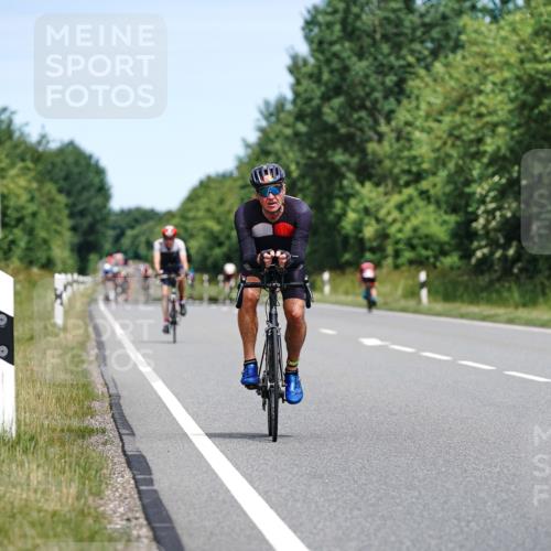 21.06.2026 - Viking Triathlon Michael Burmester http://msf.ph/oto/9873576 21.06.2026 12:50:20 Radfahren 26, 66, 101, 211, 375, 549, 661 meine-sportfotos.de