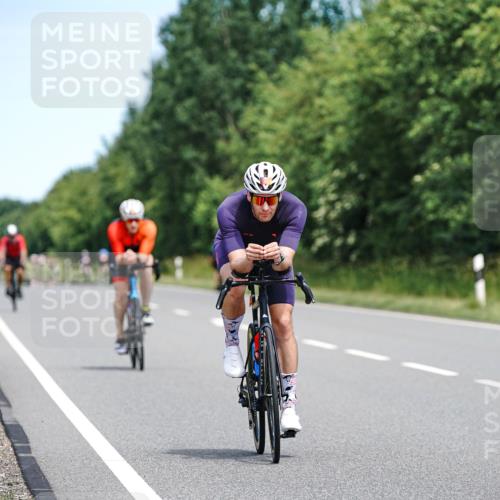 21.06.2026 - Viking Triathlon Michael Burmester http://msf.ph/oto/9873723 21.06.2026 12:50:50 Radfahren 190, 261, 326, 387, 463, 556 meine-sportfotos.de