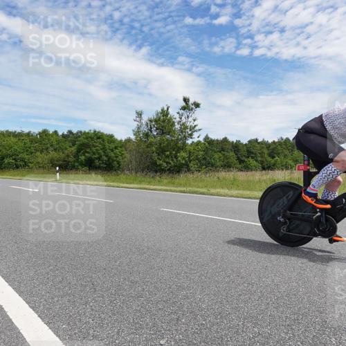 21.06.2026 - Viking Triathlon Michael Burmester http://msf.ph/oto/9873753 21.06.2026 12:43:35 Radfahren 41, 51, 86, 202, 223, 234, 243, 279, 374, 388, 429, 509, 563, 602, 605, 645, 668, 670 meine-sportfotos.de