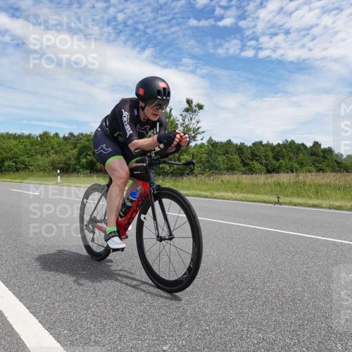 21.06.2026 - Viking Triathlon Michael Burmester http://msf.ph/oto/9873779 21.06.2026 12:43:44 Radfahren 30, 41, 51, 86, 225, 234, 258, 279, 343, 374, 388, 508, 509, 563, 605, 645, 668 meine-sportfotos.de