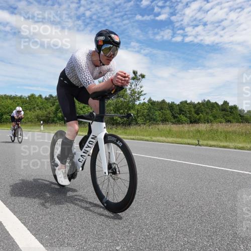 21.06.2026 - Viking Triathlon Michael Burmester http://msf.ph/oto/9873806 21.06.2026 12:43:56 Radfahren 30, 225, 225, 234, 258, 279, 343, 372, 465, 508, 576 meine-sportfotos.de
