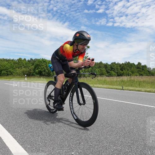 21.06.2026 - Viking Triathlon Michael Burmester http://msf.ph/oto/9873822 21.06.2026 12:44:04 Radfahren 225, 343, 350, 372, 465, 470, 508, 576 meine-sportfotos.de