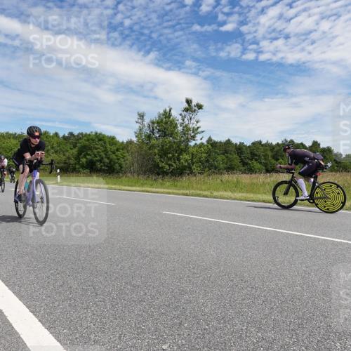 21.06.2026 - Viking Triathlon Michael Burmester http://msf.ph/oto/9873870 21.06.2026 12:44:19 Radfahren 161, 207, 347, 350, 353, 470, 475, 534, 564 meine-sportfotos.de