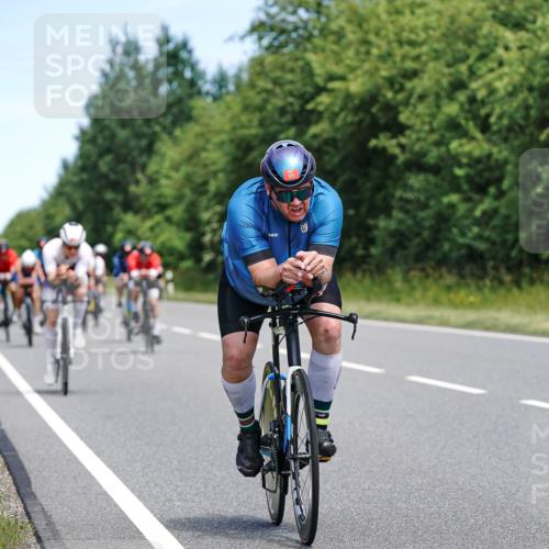 21.06.2026 - Viking Triathlon Michael Burmester http://msf.ph/oto/9873874 21.06.2026 12:52:30 Radfahren 63, 64, 75, 87, 89, 95, 118, 162, 198, 252, 411, 459, 460, 464, 490, 522, 552, 619 meine-sportfotos.de