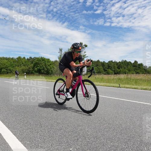 21.06.2026 - Viking Triathlon Michael Burmester http://msf.ph/oto/9873888 21.06.2026 12:44:21 Radfahren 59, 161, 207, 341, 347, 350, 353, 470, 475, 534, 564 meine-sportfotos.de
