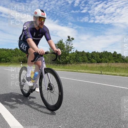 21.06.2026 - Viking Triathlon Michael Burmester http://msf.ph/oto/9873933 21.06.2026 12:44:44 Radfahren 53, 59, 102, 177, 264, 358, 395, 456, 623 meine-sportfotos.de