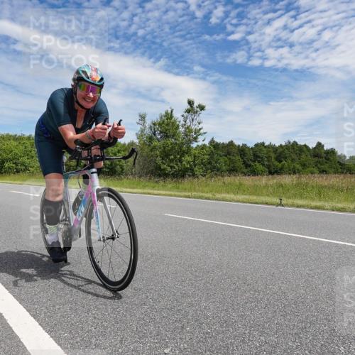 21.06.2026 - Viking Triathlon Michael Burmester http://msf.ph/oto/9874007 21.06.2026 12:45:25 Radfahren 39, 48, 91, 132, 173, 182, 249, 254, 254, 306, 309, 538 meine-sportfotos.de