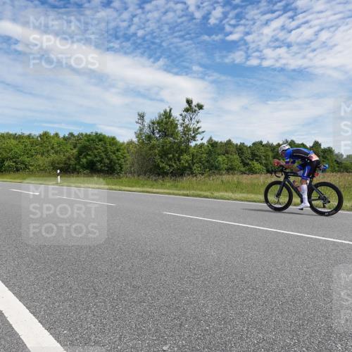 21.06.2026 - Viking Triathlon Michael Burmester http://msf.ph/oto/9874009 21.06.2026 12:45:30 Radfahren 48, 91, 132, 173, 182, 249, 254, 254, 309 meine-sportfotos.de