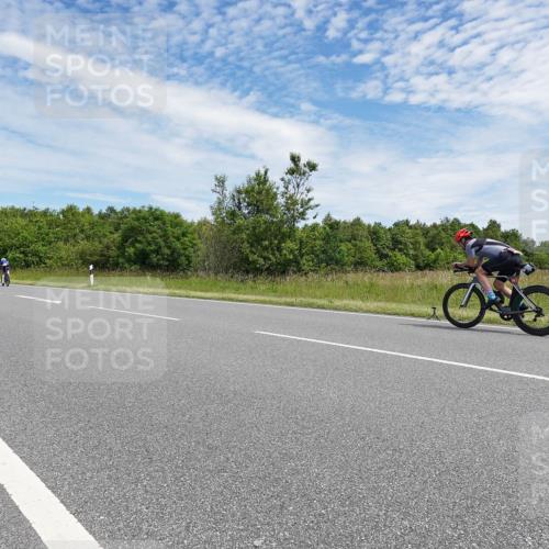 21.06.2026 - Viking Triathlon Michael Burmester http://msf.ph/oto/9874018 21.06.2026 12:45:33 Radfahren 48, 135, 173, 182, 249, 254, 254, 309 meine-sportfotos.de