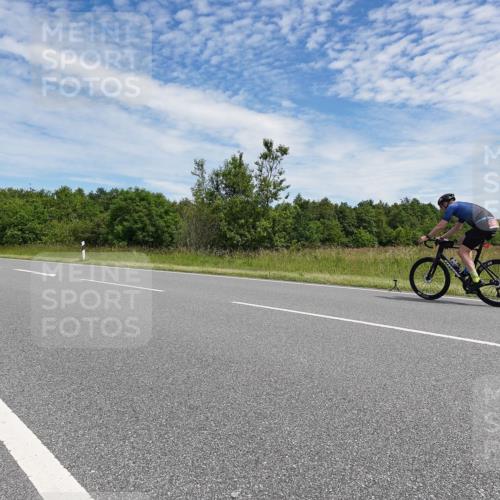 21.06.2026 - Viking Triathlon Michael Burmester http://msf.ph/oto/9874149 21.06.2026 12:46:43 Radfahren 16, 36, 81, 105, 165, 178, 184, 251, 364, 407, 457, 530, 546, 606, 629, 634 meine-sportfotos.de