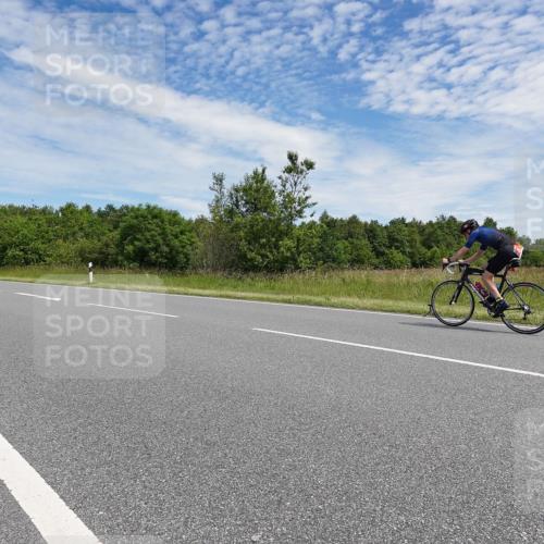 21.06.2026 - Viking Triathlon Michael Burmester http://msf.ph/oto/9874204 21.06.2026 12:47:17 Radfahren 179, 257, 366, 424, 473, 638 meine-sportfotos.de