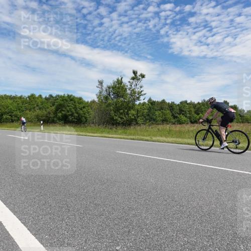 21.06.2026 - Viking Triathlon Michael Burmester http://msf.ph/oto/9874325 21.06.2026 12:48:34 Radfahren 273, 273 meine-sportfotos.de