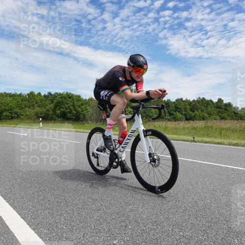 21.06.2026 - Viking Triathlon Michael Burmester http://msf.ph/oto/9874378 21.06.2026 12:49:27 Radfahren 155, 155, 163, 368 meine-sportfotos.de