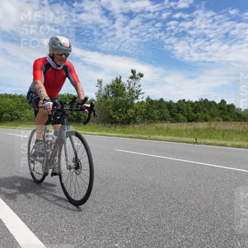 21.06.2026 - Viking Triathlon Michael Burmester http://msf.ph/oto/9874510 21.06.2026 12:51:00 Radfahren 326, 556 meine-sportfotos.de